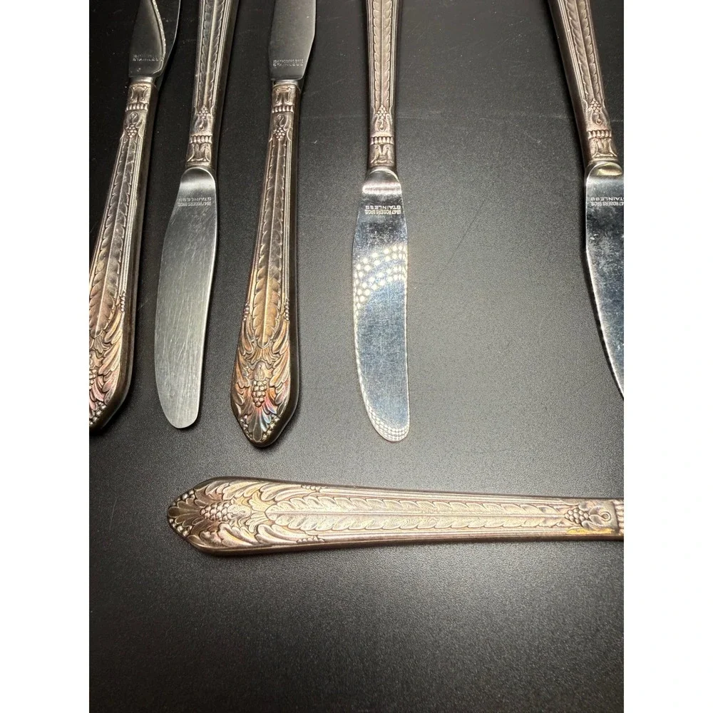 1847 Rogers Bros Stainless Butter Knives Set Ornate Grape‎ Leaf Handle Set Of 8